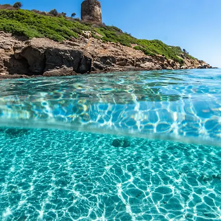 Aparthotel With Air Conditioning And Private Outdoor Area Just A Few Minutes From La Pelosa Punta de su Torrione