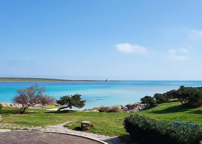 With Air Conditioning And Private Outdoor Area Just A Few Minutes From La Pelosa 公寓式酒店 Punta de su Torrione